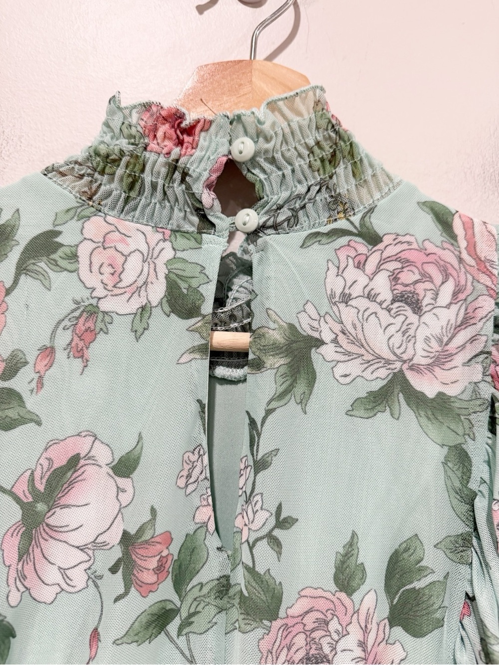 STELLA & JULIE Floral Ruffle Midi Dress Mint Green Smocked Waist Mock Neck Sz 4 - Picture 6 of 8